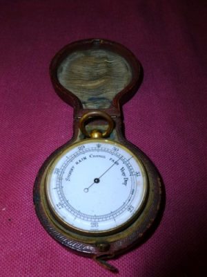Cased Pocket Barometer